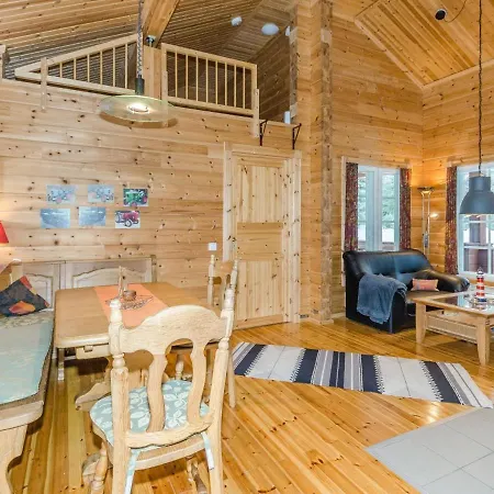 Holiday home Pihlajapelto By Interhome Ahmovaara